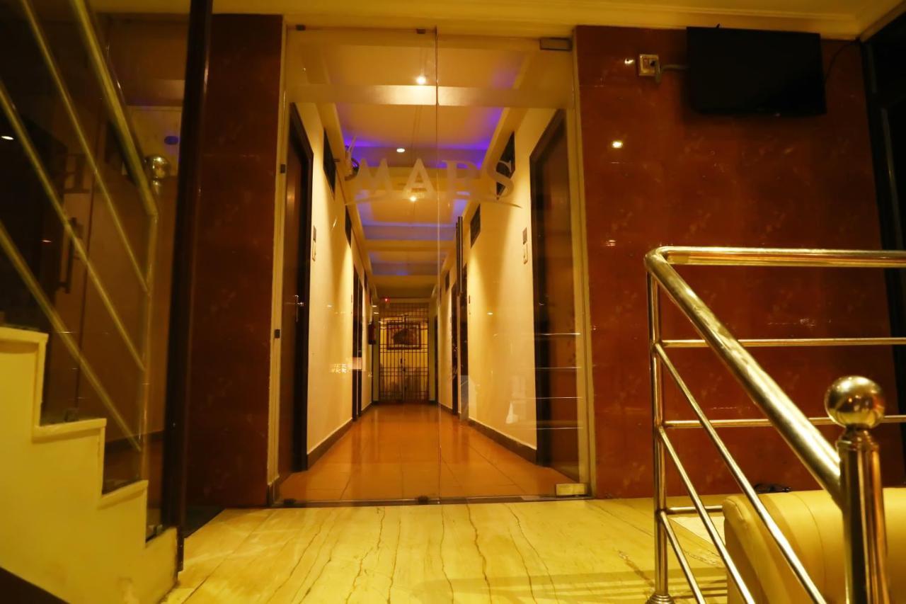 Deluxe Hotel Chennai Exteriör bild